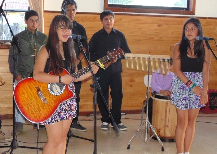 Diecinueve jóvenes de laguinos aprendieron a tocar instrumentos latinoamericanos 