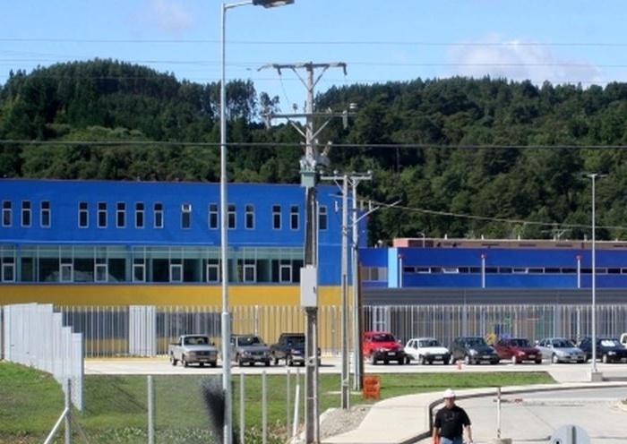 Convenio entre Gendarmería y Temsa entregará capacitación laboral a reos de cárcel en Valdivia