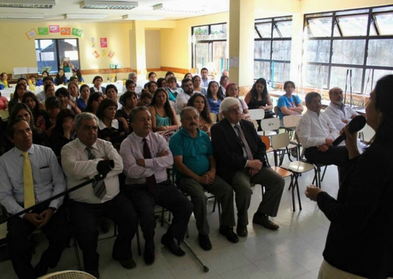 Alcalde de Los Lagos participó en la cuenta pública de la Escuela Nueva España