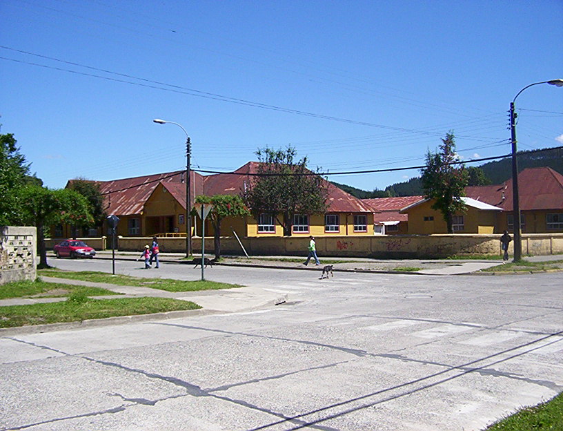 Berger advirtió deficiente estado estructural de Escuela Francia en Los Lagos 