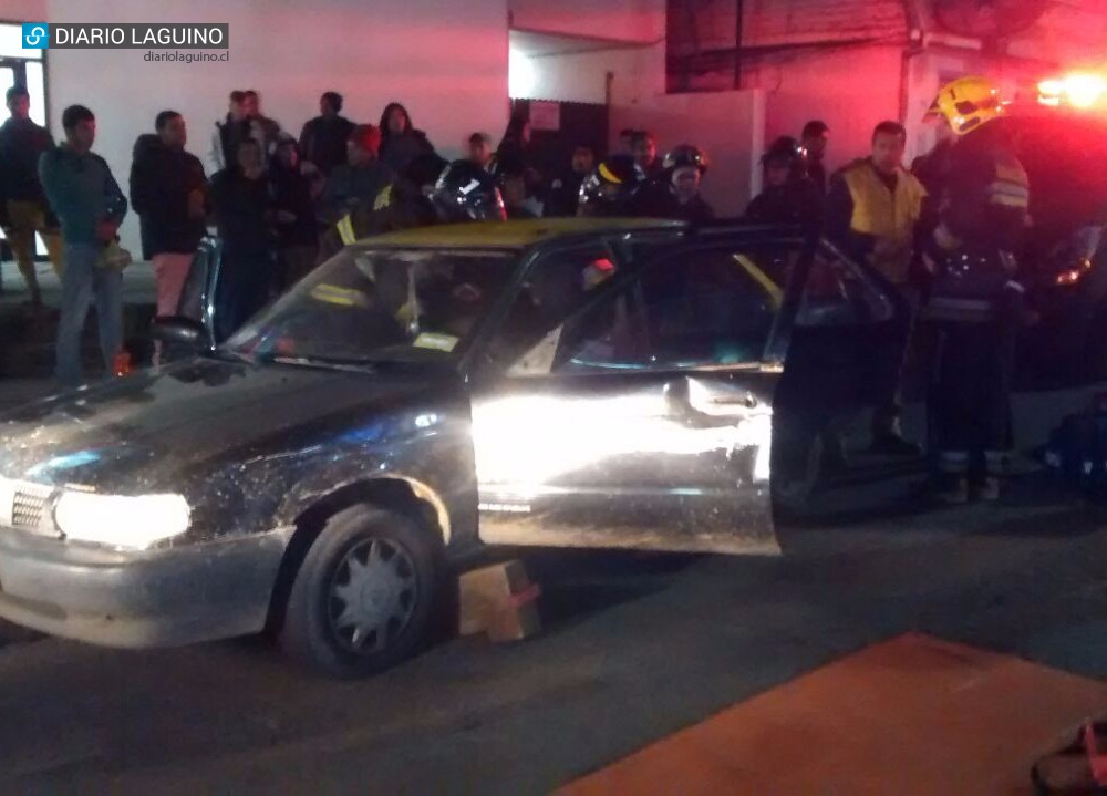 Una persona lesionada deja colisión en calle Balmaceda de Los Lagos