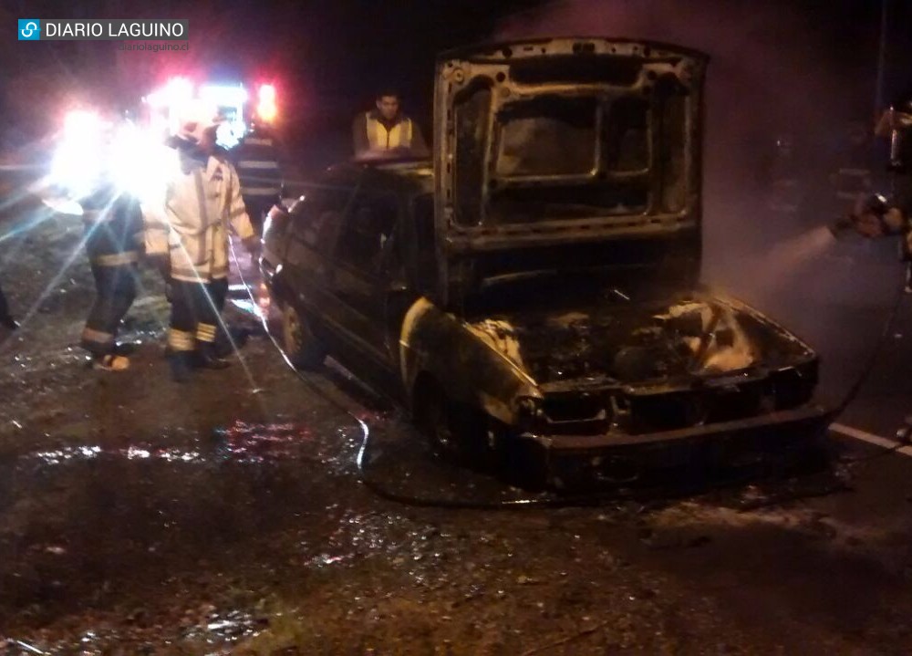 Alarma de bomberos por incendio de vehículo en sector Purey