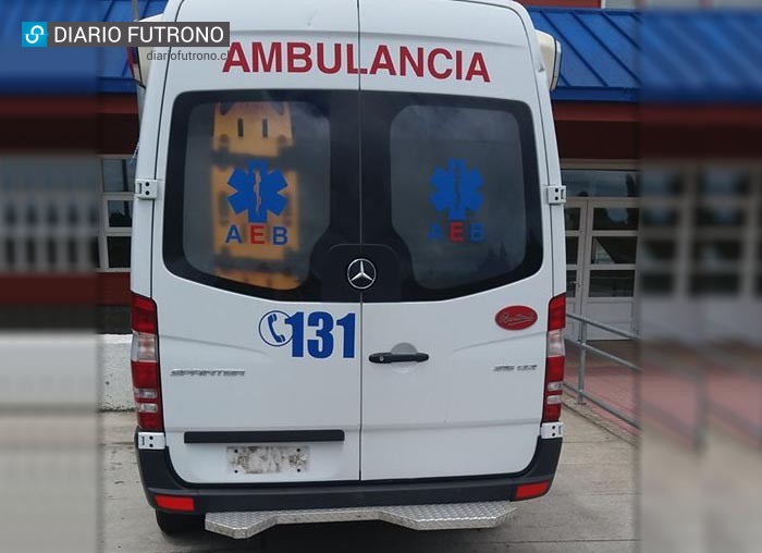 Una ambulancia menos en Futrono: Vándalos le robaron la patente