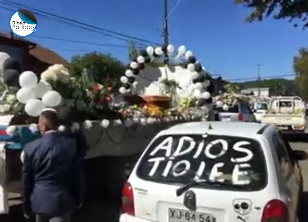 Paillaco dio masiva despedida a los tres amigos fallecidos en accidente carretero