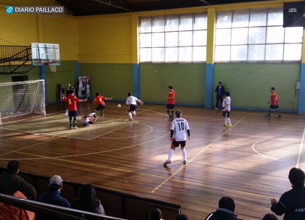 Hospital de Valdivia ganó Olimpiadas Interhospitalarias de beibifútbol