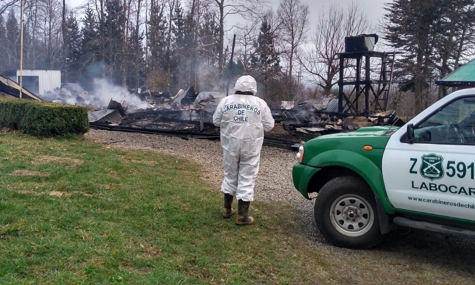 Escuela rural de Panguipulli terminó destruida en incendio