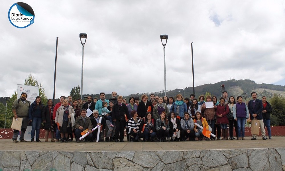 En Los Lagos dialogaron sobre patrimonio, historia y memoria del ferrocarril