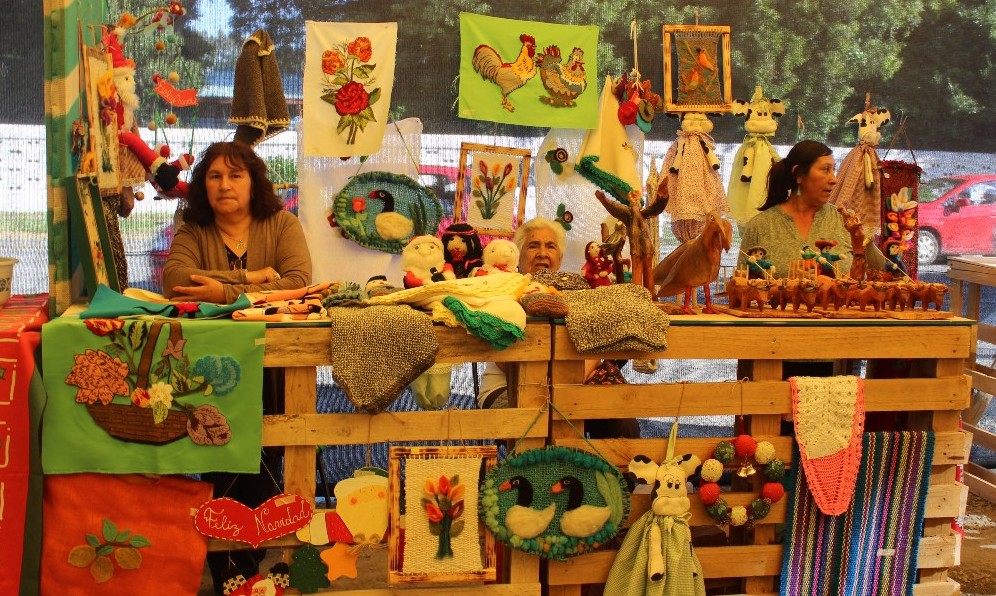 Emprendedores de Los Lagos Invitan a la Primera Feria Navideña