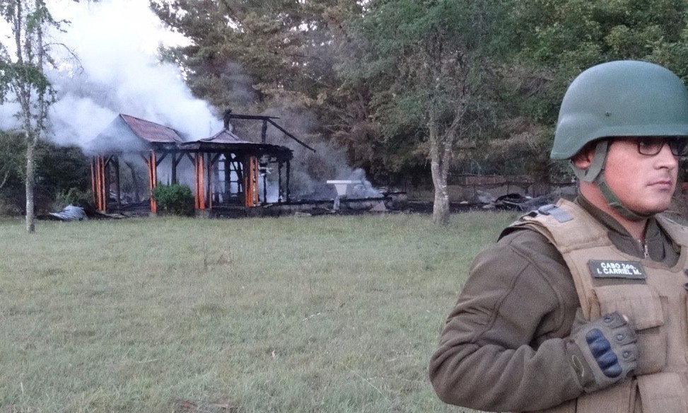 Berger por incendio en iglesia en Panguipulli: "Hasta cuándo vamos a tener que aguantar”