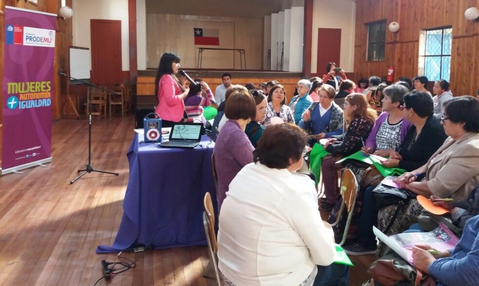 Fundación Prodemu realizó Jornada Informativa en conmemoración del Día de la Mujer