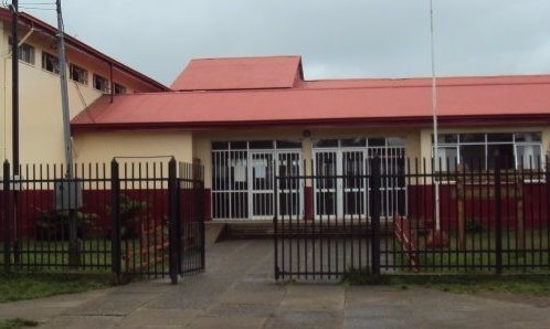 Desconocidos robaron en el liceo Alberto Blest Gana de Los Lagos
