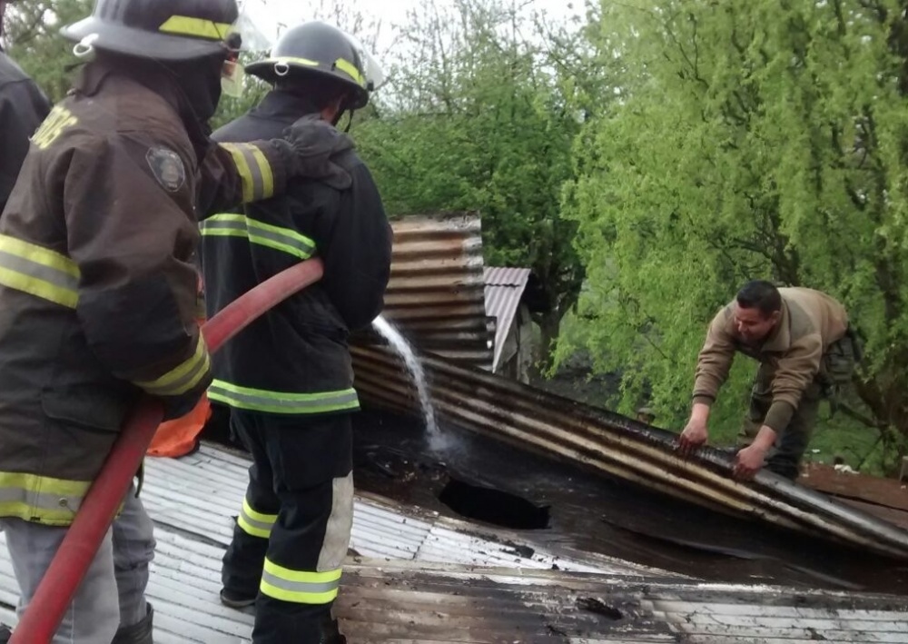 Nueva compañía de Riñinahue debutaron  controlando inflamación de un cañon en Riñinahue