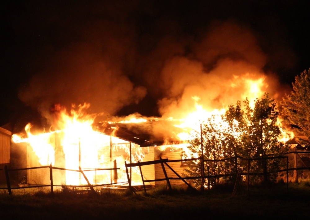 Incendio destruyó vivienda del Teniente de Futrono