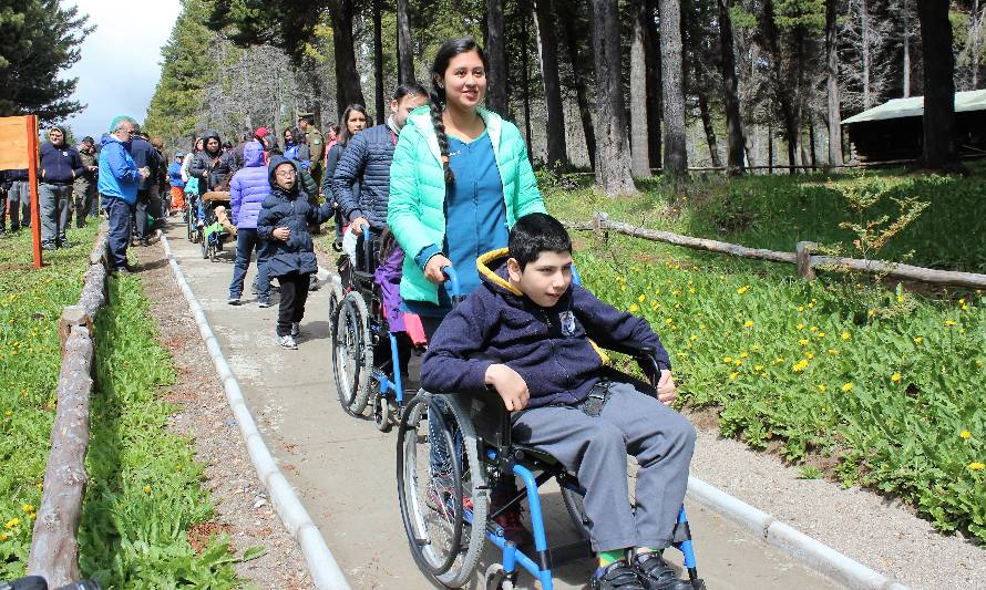 Conaf conmemora Día Internacional de la Discapacidad con acceso gratuito a parques nacionales