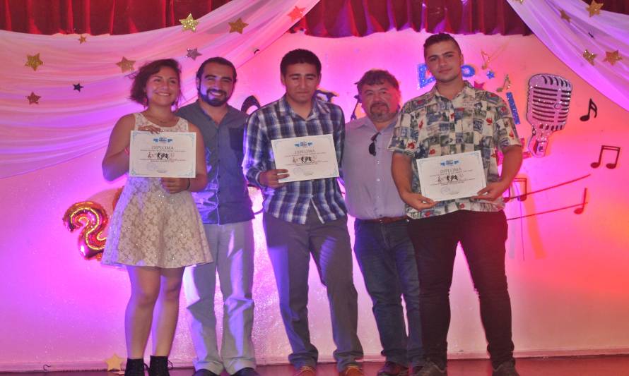 Estudiantes laguinos dieron vida a 5to Festival de la Voz Escolar