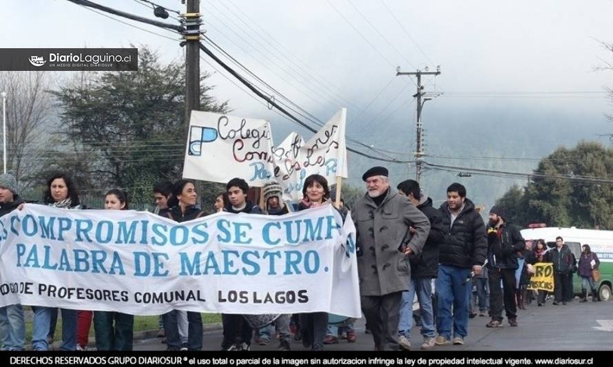 Profesores de Los Lagos confirman continuidad de paro indefinido en la comuna