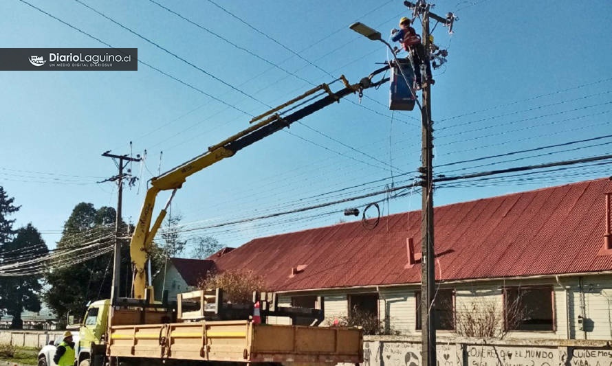 Saesa realizó obras para mejorar la calidad del suministro eléctrico en la comuna de Los Lagos