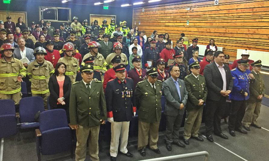 Cuerpo de bomberos de Los Lagos conmemoró 76 años de vida institucional 