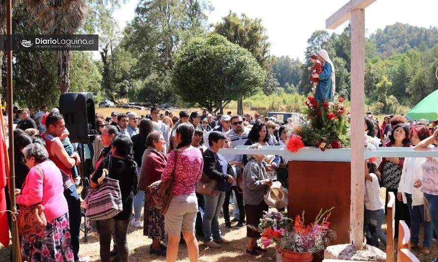 Fieles dieron vida a tradicional Fiesta de la Candelaria en Los Lagos

