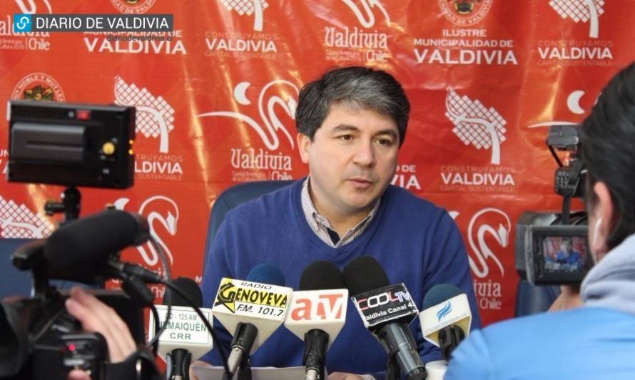 Alcalde decretó emergencia en la comuna de Valdivia por la propagación del COVID-19