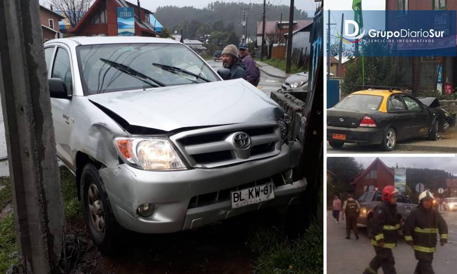 Historia repetida: Camioneta impactó muro en cuatro esquinas de Futrono