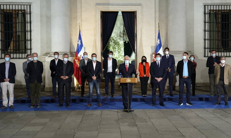 Presidente Piñera cede a la presión y anuncia proyecto de tercer retiro