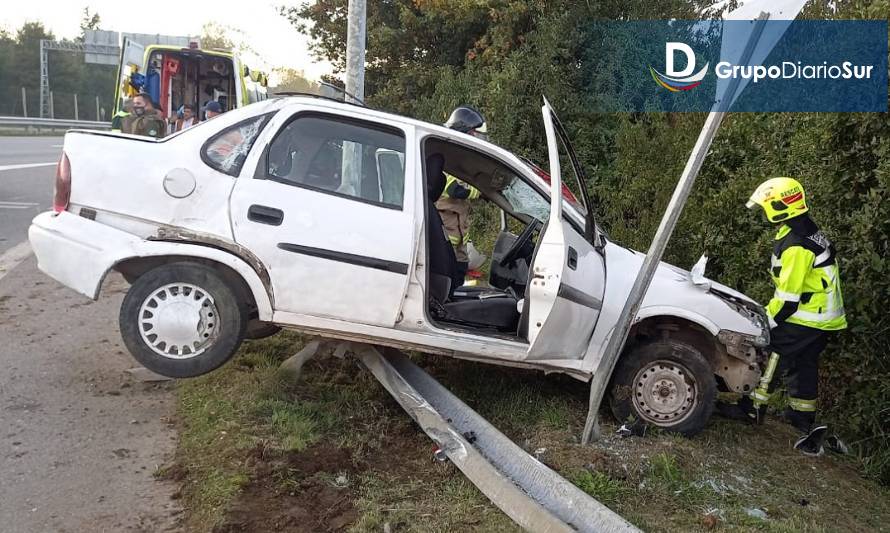 Los Lagos: Accidente afectó a un automóvil en la Ruta 5