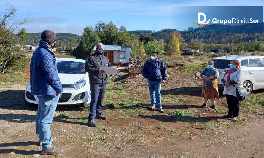 Comité de vivienda de Minas de Punahue sostuvo reunión en terreno con Serviu