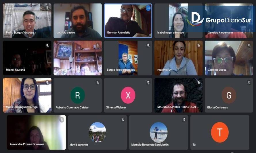 En Panguipulli instalan Mesa Ampliada Público Privada de Turismo para generar diálogo permanente del sector