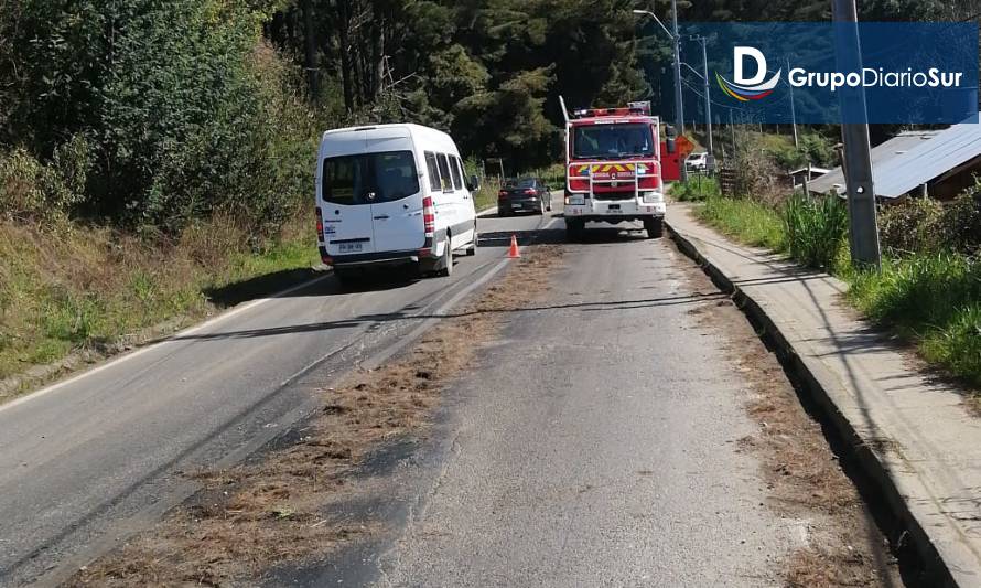 Los Lagos: Precaución por derrame de combustible en sector Las Lajas
