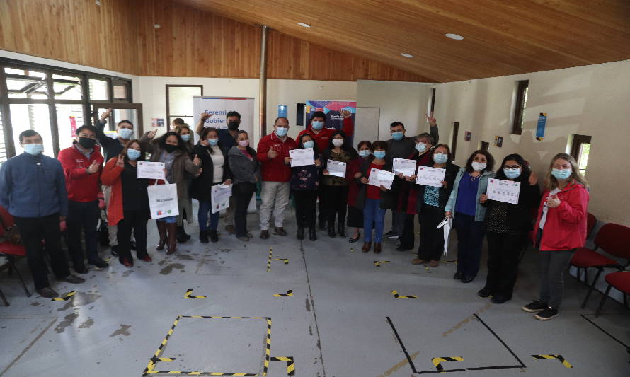 Agrupación Mujeres del Alerce de La Unión completó su capacitación gastronómica gracias al Fondo de Fortalecimiento