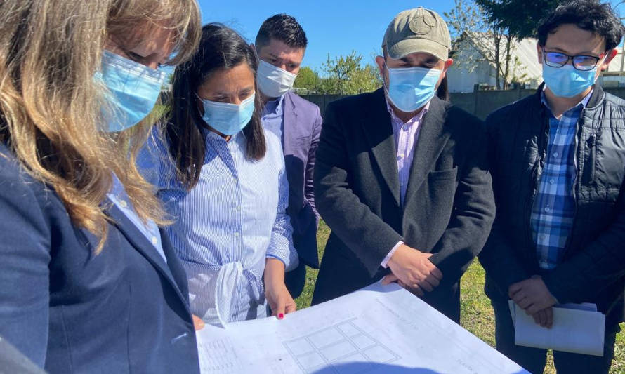 Las autoridades conocieron el proyecto. (M. Paillaco)