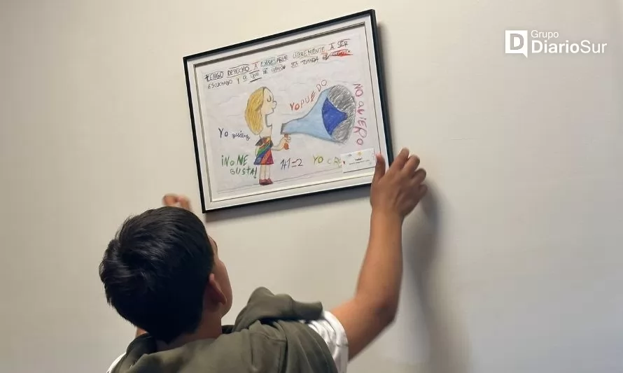 Niños de Los Ríos plasman sus derechos por medio del arte
