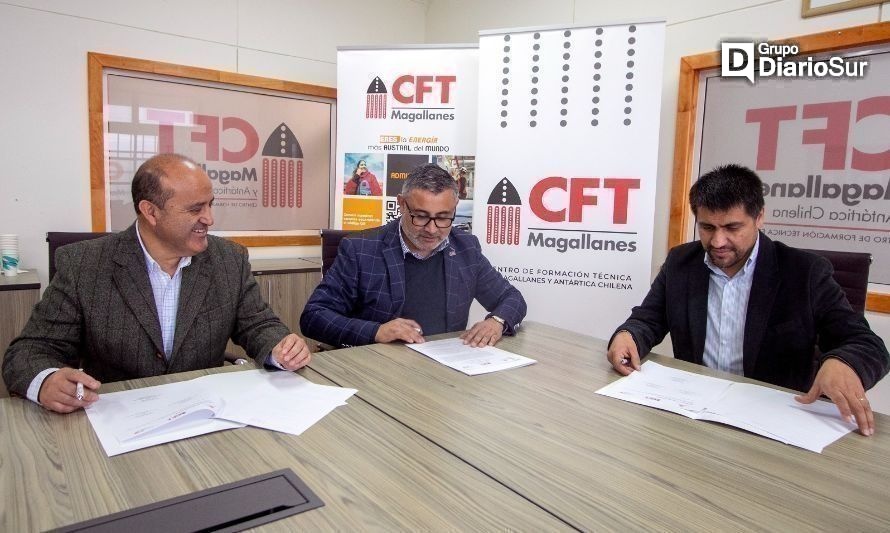 CFT Los Ríos firma importante convenio interregional