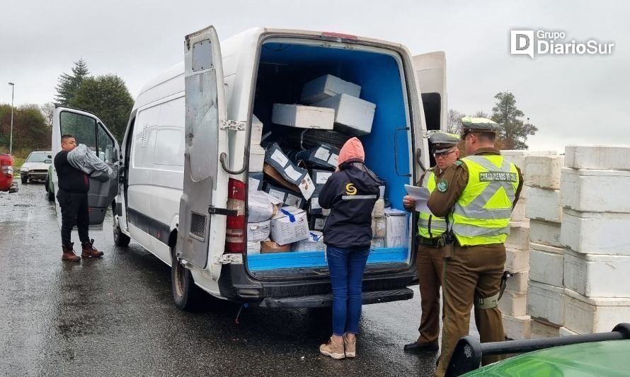 Mujer con cargamento de locos en veda fue detenida en ruta 5 Sur