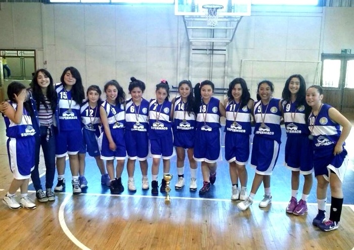 Laguinas Sub-12 demostraron categoría en campeonato de básquetbol realizado en Valdivia