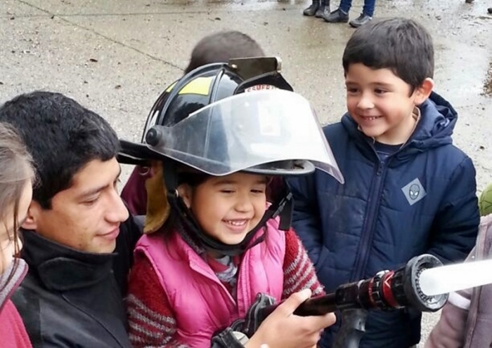 Primera Compañía Esmeralda de Bomberos conmemora 98 años en Los Lagos