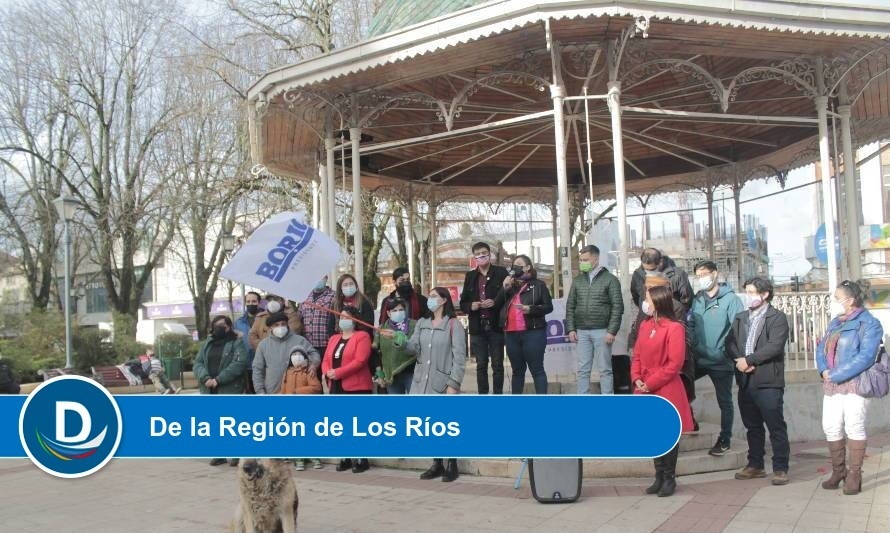 Apruebo Dignidad presentó sus candidatos al Parlamento y el Consejo Regional