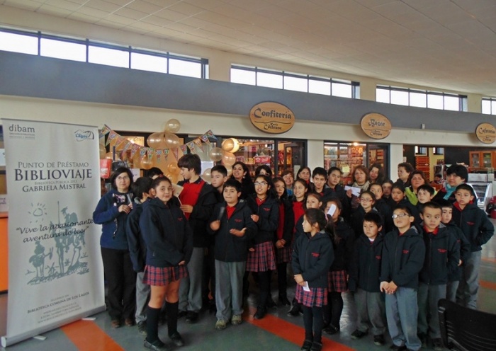 Biblioteca Gabriela Mistral invita a la comunidad laguina a leer