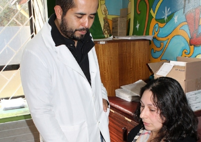 Doctor Miguel Ángel Carrasco pide al Minsal inyectar más recursos para retener a los médicos en la Atención Primaria