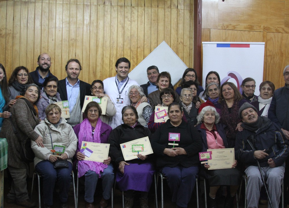 Adultos Mayores Recibieron Diplomas tras Participar en los Talleres del Programa Más Adultos Mayores Autovalentes