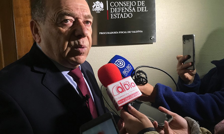 Irregularidades en La Unión y Los Lagos llevan a diputado Berger a exigir “revisión profunda” de manejo financiero hospitalario